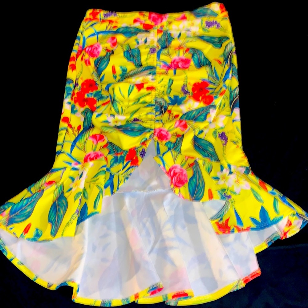A’gaci floral skirt yellow green pink medium